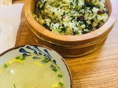 -新梅华·茶点餐厅(欧尚店)