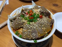 -炉小二铜锅牛蛙•川湘菜(三里屯店)