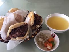 -闫家驴肉老店(华电一校店)