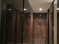 -广州天河希尔顿酒店