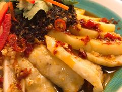 -牧场烧烤餐饮广场