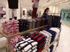 -优衣库(青岛伟东乐客城店)