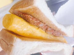 咸牛肉厚蛋多士-世记咖啡(氹仔外卖店)