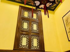 -梅龙镇酒家(南京西路总店)