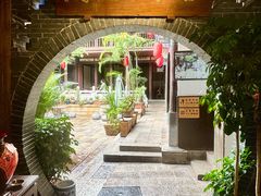 -香满楼.建水老宅院