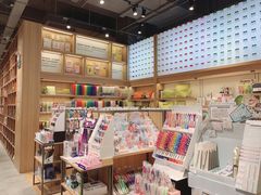 -百新书局(尚悦湾店)