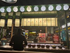 -湊湊火锅·茶憩(杭州湖滨银泰in77店)