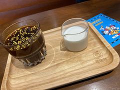 -ZING COFFEE 镜咖啡