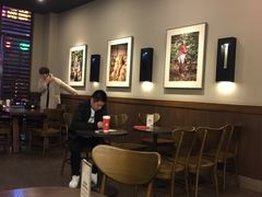 大堂-星巴克(湖州凤凰时代广场店)