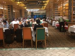 大堂-稻香酒家·34年老字号·港式粤菜(汉街店)