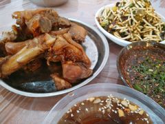 -王万妈卤猪脚(青岩交通路)