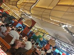 -刘姐啤酒鱼民族演艺餐厅(西街总店)
