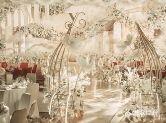 小众淡雅的香槟色婚礼，温馨不失高级感