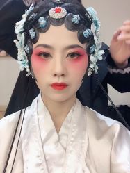 -盘子女人坊生日照·摄影馆(华强店)