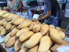 -芒果糯米饭摊子