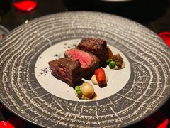 牛肋排-wann lounge 低温慢煮牛排·清吧