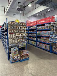 -逝水玩具折扣店