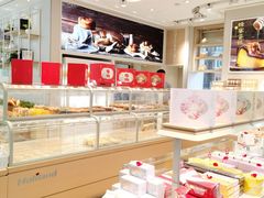 面包甜点陈列柜-好利来(亦庄国融店)