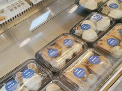 -李与白包子铺(桐梓林店)