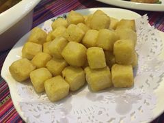 -香巴拉云南餐厅(华莱坞店)