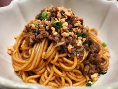 -肆海小川菜酒馆Wine Bistro (青年路店)