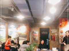 大堂-马路边边串串香(延庆环球新意广场店)