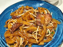 金牌头抽干炒牛河-稻香海鲜饭店(第一国际店)