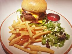 -阿妮叶李(光谷世界城店)