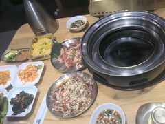 -青瓦餐厅·生鱼片·韩园烤肉(西塔店)