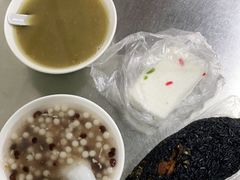 -芳婆糕团店(王府大街店)