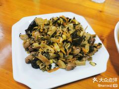 -山里人家土菜馆(茅山店)