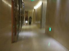 -唛客疯量贩式KTV(金飞达广场店)