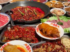 -萍姐火锅·公路夜市(武汉首店)