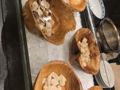 -广州万富希尔顿酒店·感趣自助餐厅·金秋蟹宴生蚝海鲜刺身