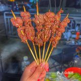 露天街边吃烤串才是厦门，白天肉铺晚上烤串