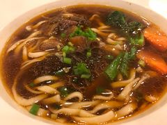 -康师傅私房牛肉面(马泉营奥莱店)