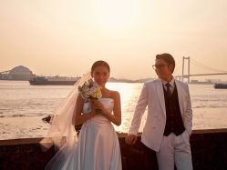 -雨墨婚纱摄影工作室