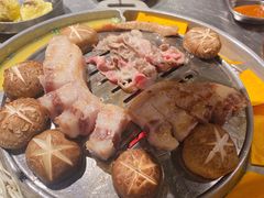 -哈哈碳都·牛肋条无限自助烤肉(台江万达店)
