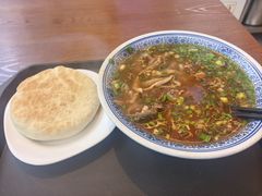 -泉儿头杂碎(杂碎师大店)