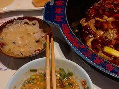 -何师傅美蛙鱼头(汉街店)