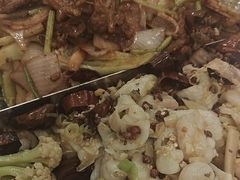 -小鱼小牛·鱼牛干锅·脆鱼火锅(世欧广场店)