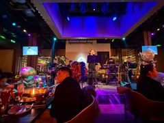 -洛缦音乐餐厅(工业展览馆万象城店)