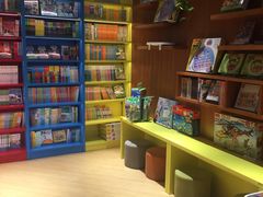-新华书店(永安路店)