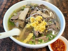 -潮镇老尾牛杂(环城西路店)