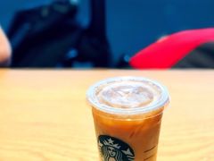 -星巴克(广州南站A18检票口楼上)