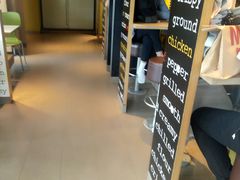 -麦当劳(龙洞店)