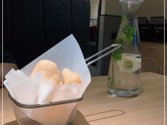 -默加东南亚美食(大宁音乐广场店)
