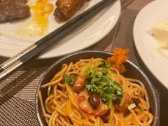 -大中华希尔顿酒店-念自助餐·嗨啤·小龙虾