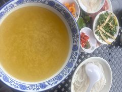 -桥香园云南过桥米线(金马碧鸡店)