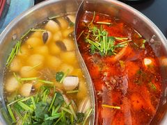 -老城鲜·小海鲜贝贝煲火锅(壹方城店)